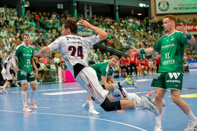 Maxim Orlov, SG BBM Bietigheim, 24; Tomaö Piroch, HSG Wetzlar, 13; HSG Wetzlar vs. SG BBM Bietigheim, Handball, OPEL HBL, Matchday 1, 2026–2027 Season, August 30, 2026 HSG Wetzlar vs. SG BBM Bietigheim, Handball, OPEL HBL, Matchday 1, 2026–2027 season, August 30, 2026 Wetzlar Copyright: xEibner-Pressefotox EP_JHR