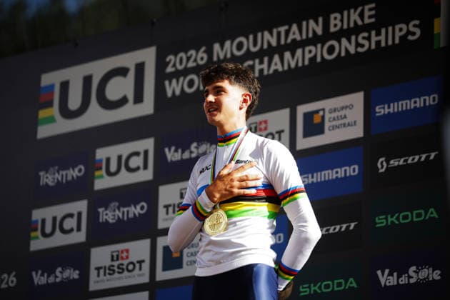 2026 UCI Mountain Bike World Championships Picture by Ed Sykes SWpix.com - 30 08 2026 - Cycling - 2026 UCI Mountain Bike World Championships - Val di Sole, Trentino, Italy - Cross-country Olympic (XCO) - Men Under-23 (U23) Podium - Nael Rouffiac (France) wins the Gold Medal to become World Champion Copyright: x xSWpix.comx(t axPhotographyxHubxLtd)xEdxSykes SWpix.comx SWP-3030-21666