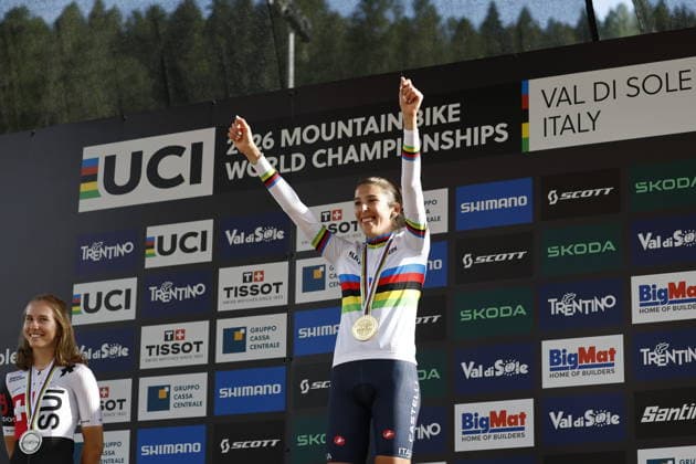 August 30, 2026, Daolasa di Commezzadura, Val di Sole Bikeland, 2026 UCI MTB World Championships, Men’s U23 XCO (Cross Country Olympic) – Valentina Corvi of Italy, 1st place, World Champion, and gold medalist at the 2026 Women’s U23 Cross Country Olympic World Championships in Daolasa di Commezzadura, Val di Sole Bikeland, Trento, Italy Copyright: xJustPictures.ch FrancescoxMinghettix jp-en-FrMi-_NG_2445