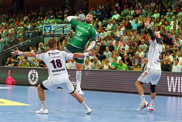 August 30, 2026, xovx, Opel Handball Bundesliga, HSG Wetzlar vs. SG BBM Bietigheim; Fabian Wiederstein (SG BBM Bietigheim), Nikolaj Laesö (HSG Wetzlar), Dominik Claus (SG BBM Bietigheim); Wetzlar Buderus Arena, Hesse, Germany, DE
