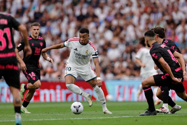 Kylian Mbappé of Real Madrid CF controls the ball during the LaLiga EA Sports match between Real Madrid CF and Málaga CF at Estadio Santiago Bernabéu on August 30, 2026, in Madrid, Spain. Photo by Manu Reino, DeFodi Images