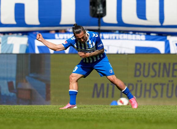 Baris Atik (1. FC Magdeburg, 23) jubelt nach dem ersten Tor seiner Mannschaft. GER, 1. FC Magdeburg vs Holstein Kiel, 2. Bundesliga, 3. Spieltag, Saison 2026-27, Avnet Arena, Magdeburg, 30.08.2026 DFL REGULATIONS PROHIBIT ANY USE OF PHOTOGRAPHS AS IMAGE SEQUENCES AND OR QUASI-VIDEO GER, 1. FC Magdeburg vs Holstein Kiel, 2. Bundesliga, 3. Spieltag, Saison 2026-27, 30.08.2026 Magdeburg *** Baris Atik of 1 FC Magdeburg, 23, celebrates after his team s first goal GER, 1 FC Magdeburg vs. Holstein Kiel, 2. Bundesliga, Matchday 3, 2026–27 season, Avnet Arena, Magdeburg, August 30, 2026 DFL regulations prohibit any use of photographs as image sequences and or quasi-video GER, 1 FC Magdeburg vs. Holstein Kiel, 2. Bundesliga, Matchday 3, 2026–27 season, August 30, 2026, Magdeburg Copyright: xEibner-Pressefoto ScottxColemanx EP_SCN