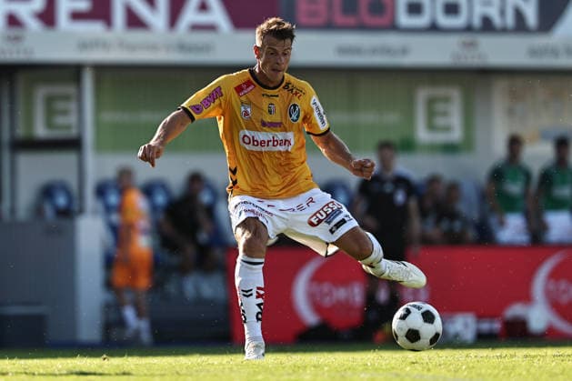 SOCCER - BL, Hartberg vs Ried HARTBERG,AUSTRIA,30.AUG.26 - SOCCER - ADMIRAL Bundesliga, TSV Hartberg vs SV Ried. Image shows Stefan Schwab (Ried).  GEPAxpictures xChrisxBauer