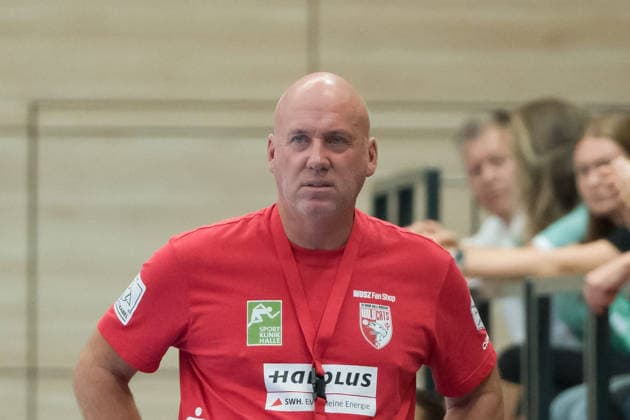 Coach Pether Krautmeyer, Halle; SV Union Halle Neustadt vs. TuS Metzingen, Women s Handball Bundesliga 1, 2026–27 season, August 30, 2026, Halle SWH Arena, Saxony-Anhalt, Germany