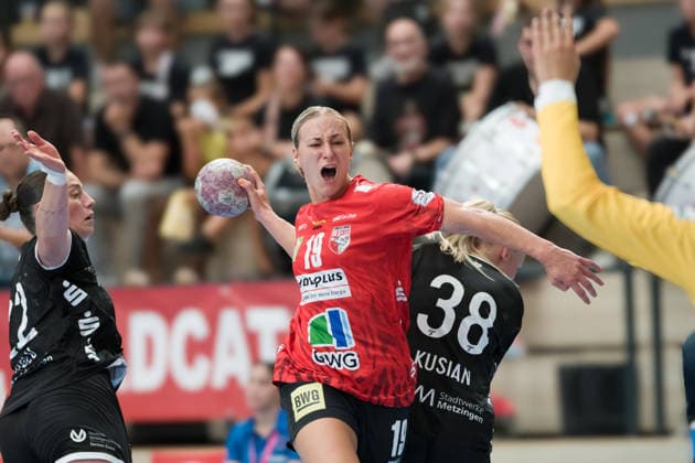 Gabriela Bitolo Tussies, 22, Lea Gruber Halle, 19, Maraike Kusian Tussies, 38, SV Union Halle Neustadt vs. TuS Metzingen, Women’s Handball Bundesliga, 2026–27 Season, August 30, 2026, Halle SWH Arena, Saxony-Anhalt, Germany