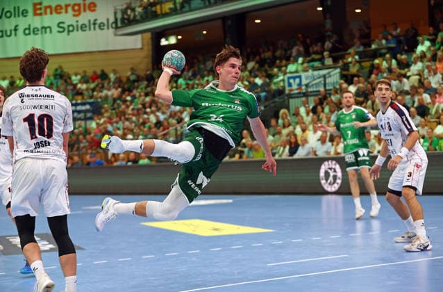 August 30, 2026, xovx, Opel Handball Bundesliga, HSG Wetzlar vs. SG BBM Bietigheim; Jonas Josef (SG BBM Bietigheim), Paul Kompenhans (HSG Wetzlar), Dominik Mappes (HSG Wetzlar), Nikola Vlahovic (SG BBM Bietigheim); Wetzlar, Buderus Arena, Hesse, Germany, DE