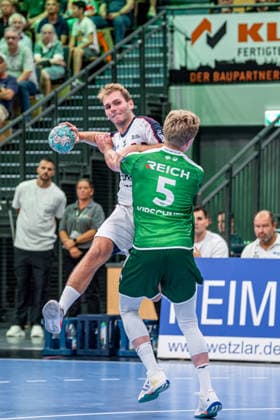 OPEL Handball Bundesliga: HSG Wetzlar vs. SG BBM Bietigheim, August 30, 2026; Mathias Larson, SG BBM Bietigheim, 44, Tristan Kirschner HSG Wetzlar, 5 OPEL Handball Bundesliga HSG Wetzlar vs. SG BBM Bietigheim, Wetzlar, August 30, 2026 Copyright: xBEAUTIFULxSPORTS Roeczeyx