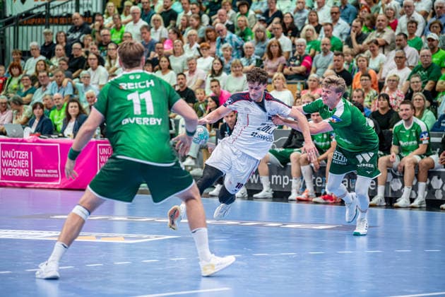 OPEL Handball Bundesliga: HSG Wetzlar vs. SG BBM Bietigheim, August 30, 2026; Jonas Josef (SG BBM Bietigheim), 10, Petter Oeverby HSG Wetzlar, 11, Tristan Kirschner HSG Wetzlar, 5 OPEL Handball Bundesliga HSG Wetzlar vs. SG BBM Bietigheim, Wetzlar, August 30, 26 Copyright: xBEAUTIFULxSPORTS Roeczeyx
