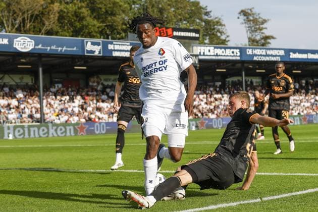 VELSEN, 30-08-2026 , BUKO Stadium , season 2026 2027 , Dutch Eredivisie football , match between Telstar and Ajax , picture shows Telstar player Jelani Seedorf and Ajax player Dies Janse Telstar - Ajax  x206252113x Copyright: