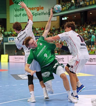 August 30, 2026, xovx, Opel Handball Bundesliga, HSG Wetzlar vs. SG BBM Bietigheim; Jonas Josef (SG BBM Bietigheim), Niklas Theiß (HSG Wetzlar), Fynn Luca Nicolaus (SG BBM Bietigheim); Wetzlar, Buderus Arena, Hesse, Germany, DE