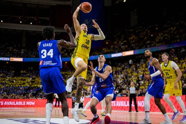 August 30, 2026: Viktor Gaddefors of Sweden and Jaylen Hoard and Terry Tarpey of France during the FIBA World Cup Qualifier basketball game between Sweden and France on August 30, 2026 in Stockholm. Photo by Joel Marklund. BILDBYRAN code JM JM0848 bbeng basketball FIBA World Cup Qualifiers Sweden France  Copyright: JOELxMARKLUND BB260830JM032