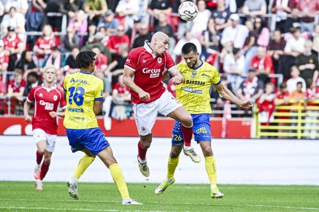 Antwerp s Michael Frey and STVV s Visar Musliu pictured in action during a soccer match between Royal Antwerp FC and Sint-Truidense V.V., Sunday 30 August 2026 in Antwerp, on day 4 of the 2026-2027 Jupiler Pro League first division of the Belgian championship. TOM GOYVAERTS TomxGoyvaerts  x184757475x
