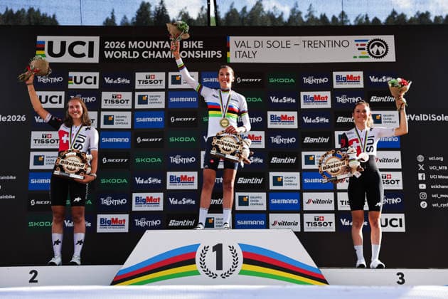 2026 UCI Mountain Bike World Championships Picture by Alex Whitehead SWpix.com - 30 08 2026 - Cycling - 2026 UCI Mountain Bike World Championships - Val di Sole, Trentino, Italy - Women Under-23 (U23) Podium - Valentina Corvi (Italy) wins the Gold Medal to become World Champion with Anina Hutter (Switzerland) receiving the Silver Medal and Monique Halter (Switzerland) receiving the Bronze Medal Copyright: x xSWpix.comx(t axPhotographyxHubxLtd)xAlexxWhitehead SWpix.comx SWP-3030-21687