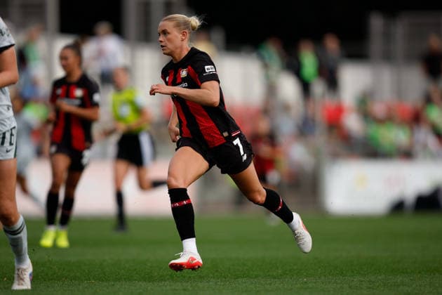 Fußball I Frauen I Bundesliga I Saison 2026-2027 I 2. Spieltag I Bayer 04 Leverkusen - VfL Wolfsburg I 30.08.2026 Cornelia Kramer (7, Bayer 04 Leverkusen) Freisteller, Nahaufnahme, Porträt, Portrait, Einzelfoto, Einzelbild, Körper Leverkusen Ulrich-Haberland-Stadion Niedersachsen Deutschland *** Soccer I Women s I Bundesliga I 2026–2027 Season I Matchday 2 I Bayer 04 Leverkusen vs. VfL Wolfsburg I August 30, 2026 Cornelia Kramer 7, Bayer 04 Leverkusen, cutout, close-up, portrait, single photo, single image, body, Leverkusen, Ulrich Haberland Stadium, Lower Saxony, Germany Copyright: xLobeca CedricxSiefkerx