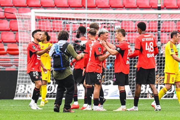 FOOTBALL : Stade Rennais vs Le Mans FC - Ligue 1 - JournÃ e 2 - 30 08 2026 Joie des joueurs du Stade Rennais aprÃ s le but de Valentin Rongier (Stade Rennais) RennesFrance  Copyright: xBaptistexAutissierx