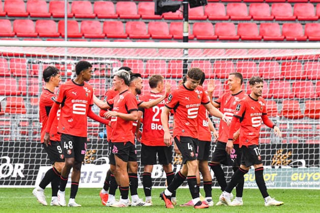 FOOTBALL : Stade Rennais vs Le Mans FC - Ligue 1 - JournÃ e 2 - 30 08 2026 Joie des joueurs du Stade Rennais aprÃ s le but de Valentin Rongier (Stade Rennais) RennesFrance  Copyright: xBaptistexAutissierx