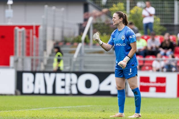 GOOGLE PIXEL Frauen-Bundesliga, Bayer 04 Leverkusen - VfL Wolfsburg; 30.08.2026 Stina Johannes (VfL Wolfsburg, 1) jubelt GOOGLE PIXEL Frauen-Bundesliga, Bayer 04 Leverkusen - VfL Wolfsburg, Leverkusen, Ulrich-Haberland-Stadion am 30.08.2026 DFB REGULATIONS PROHIBIT ANY USE OF PHOTOGRAPHS AS IMAGE SEQUENCES AND OR QUASI-VIDEO. *** GOOGLE PIXEL Women s Bundesliga, Bayer 04 Leverkusen vs. VfL Wolfsburg, August 30, 2026; Stina Johannes (VfL Wolfsburg) celebrates; GOOGLE PIXEL Women s Bundesliga, Bayer 04 Leverkusen vs. VfL Wolfsburg, Leverkusen, Ulrich Haberland Stadium on August 30, 2026. DFB regulations prohibit any use of photographs as image sequences and or quasi-video. Copyright: xBEAUTIFULxSPORTS Wunderlx