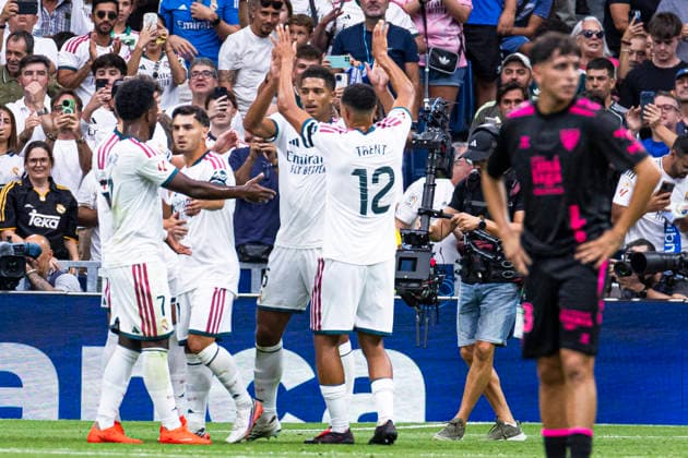 ESP Real Madrid CF vs. Málaga CF La Liga EA Sports Jode Bellingham of Real Madrid celebrates his goal during the La Liga EA Sports match between Real Madrid and Málaga CF at Estadio Santiago Bernabéu on August 30, 2026, in Madrid, Spain Madrid Madrid Spain Soccer Copyright: xAlejandroxMatiasx