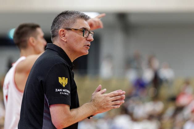 BASKETBALL - FIBA EuroBasket, quali, AUT vs MKD VIENNA,AUSTRIA,30.AUG.26 - BASKETBALL - FIBA EuroBasket 2029 Pre-Qualifier, Austria vs North Macedonia. Image shows head coach Josep Maria Berrocal (MKD).  GEPAxpictures xArminxRauthner