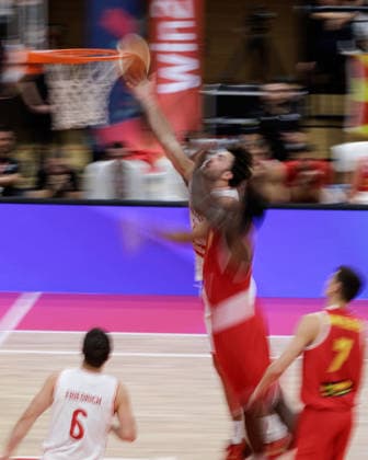 BASKETBALL - FIBA EuroBasket, quali, AUT vs MKD VIENNA,AUSTRIA,30.AUG.26 - BASKETBALL - FIBA EuroBasket 2029 Pre-Qualifier, Austria vs North Macedonia. Image shows Nordic Kapic (AUT) and Moses Anthony Wright (MKD).  GEPAxpictures xArminxRauthner