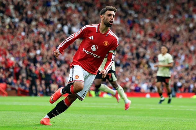 Manchester United, ManU v Ipswich Town, Premier League GOAL. Bruno Fernandes (8) of Manchester United celebrates scoring to make it 1-1 during the Premier League match between Manchester United and Ipswich Town at Old Trafford, Manchester, UK on 30 August 2026. Manchester Old Trafford Greater Manchester UK Editorial use only DataCo restrictions apply See www.football-dataco.com , Copyright: xConorxMolloyx PSI-24777-0043