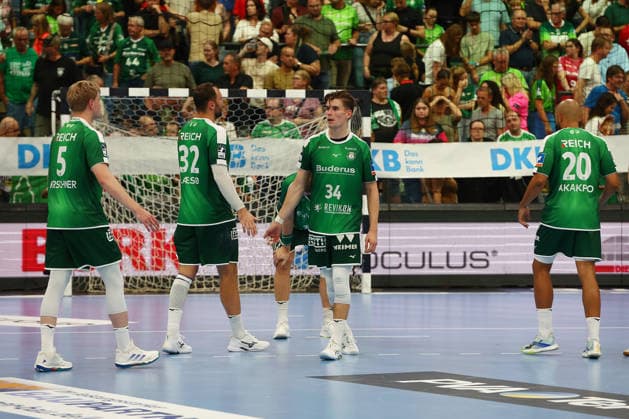 August 30, 2026, xovx, Handball Opel Handball Bundesliga, HSG Wetzlar vs. SG BBM Bietigheim: Long faces after the 33–35 loss to Bietigheim; Tristan Kirschner (HSG Wetzlar), Nikolaj Laesö (HSG Wetzlar), Paul Kompenhans (HSG Wetzlar), and Cyrill Akakpo (HSG Wetzlar) at the Buderus Arena in Wetzlar, Hesse, Germany (DE)