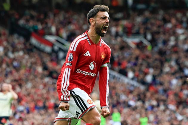 Manchester United, ManU v Ipswich Town, Premier League GOAL. Bruno Fernandes (8) of Manchester United celebrates scoring to make it 1-1 during the Premier League match between Manchester United and Ipswich Town at Old Trafford, Manchester, UK on 30 August 2026. Manchester Old Trafford Greater Manchester UK Editorial use only DataCo restrictions apply See www.football-dataco.com , Copyright: xConorxMolloyx PSI-24777-0046
