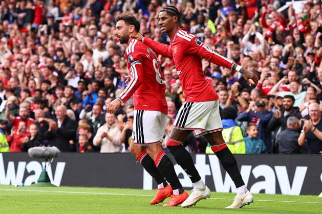 Manchester United, ManU v Ipswich Town, Premier League Bruno Fernandes celebrates his equalising goal with Marcus Rashford of Manchester United 1-1 during the Manchester United v Ipswich Town Premier League match at Old Trafford, Manchester, England on 30 August 2026 Credit: Ryan Crockett Every Second Media Editorial use only. All images are copyright Every Second Media Limited. No images may be reproduced without prior permission. All rights reserved. Premier League and Football League images are subject to licensing agreements with Football DataCo Limited. see https: www.football-dataco.com Copyright: xIMAGO EveryxSecondxMediax ESM-2125-0051 RyanxCrockettx xEveryxSecondxMediax