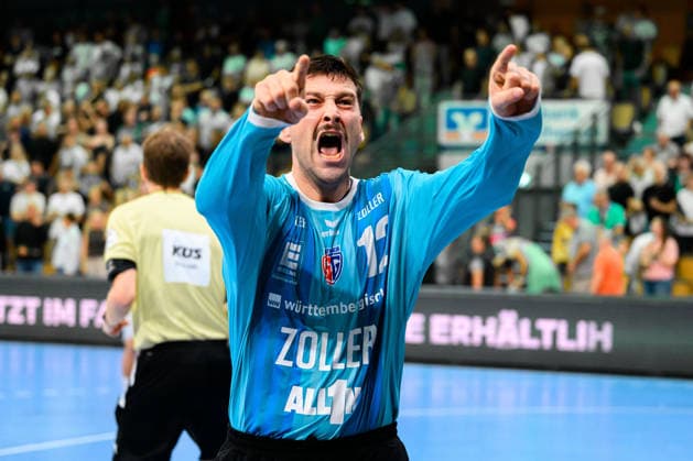 Wetzlar HBL 26 27 HSG Wetzlar SG BBM Bietigheim Goalkeeper Martin Tomovski Bietigheim Final celebration Final celebration Emotion Joy Wetzlar Buderus Arena Germany