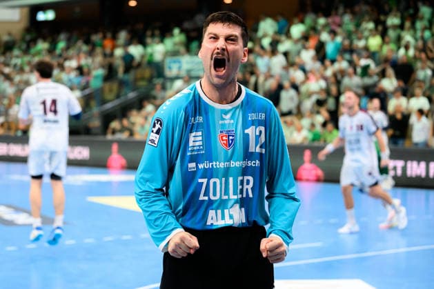 Wetzlar HBL 26 27 HSG Wetzlar SG BBM Bietigheim Goalkeeper Martin Tomovski Bietigheim Celebration Joy Emotion Wetzlar Buderus Arena Germany