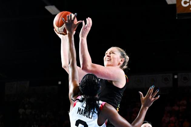 Belgium v Japan - FIBA Women s World Cup Friendly OOSTENDE, BELGIUM - AUGUST 30 : Ramette Elise guard of Belgium in action during the friendly match between Belgium and Japan in preparation for the FIBA Women s Basketball World Cup in Berlin on August 30, 2026 in Oostende, Belgium, 30 08 2026 Oostende Belgium  Copyright: xVincentxKalutx