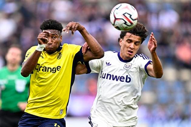 Royale Union Saint-Gilloise v RSC Anderlecht - Jupiler Pro League BRUSSELS, BELGIUM - AUGUST 30 : Rodriguez Cortez Kevin Jose forward of Royale Union Saint-Gilloise and Maamar Ali defender of RSC Anderlecht during the Jupiler Pro League match between Royale Union Saint-Gilloise and RSC Anderlecht on August 30, 2026 in Brussels, Belgium, 30 08 2026 Brussels Belgium  Copyright: xTomasxSiskx