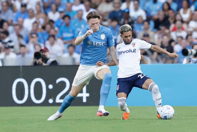Italy: Serie a football match SSC Napoli vs Como Como™s Italian goalkeeper Mauro Vigorito challenges for the ball with Napoli s Scottish midfielder Scott McTominay during the Serie A football match between SSC Napoli vs Como at the Diego Armando Maradona Stadium in Naples, on August 30, 2026. _BPH8942 Copyright: xAntonioxBalascox