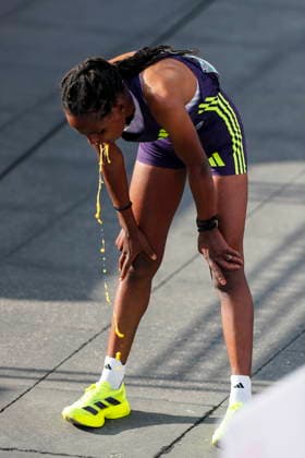 43rd edition of the Mexico City Marathon Ethiopia s Tefera Kolole Mekashu reacts after crossing the finish line in third place in the women s category at the 43rd edition of the Mexico City Marathon 2026 in Mexico City, Mexico, 30 August 2026. Ciudad de México (es-ES) Mexico  Copyright: xISAACxESQUIVELx