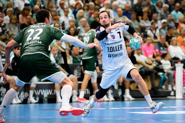 Wetzlar HBL 26 27 HSG Wetzlar SG BBM Bietigheim (from left): Jona Schoch (Wetzlar), Dominik Claus (Bietigheim), Wetzlar Buderus Arena, Germany