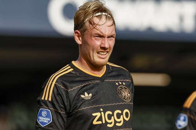 VELSEN, 30-08-2026 , BUKO Stadium , season 2026 2027 , Dutch Eredivisie football , match between Telstar and Ajax , picture shows Ajax player Julian Brandt Telstar - Ajax  x206255151x Copyright: