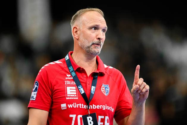 Wetzlar HBL 26 27 HSG Wetzlar SG BBM Bietigheim Coach Hartmut Mayerhoffer Bietigheim Wetzlar Buderus Arena Germany