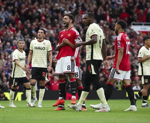 Manchester United, ManU v Ipswich Town, FA Premier League 30.08.26 Manchester United v Ipswich Town, FA Premier League Bradley Ormesher The Times Bruno Fernandez of Manchester United scores and celebrates scoring his 2nd goal and his teams 3rd goal  Copyright: xBradleyxOrmesherx NINTCHDBPICT001104400250