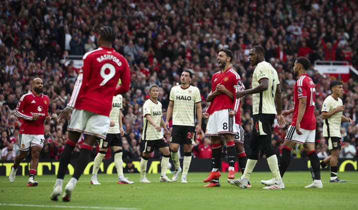 Manchester United, ManU v Ipswich Town, FA Premier League 30.08.26 Manchester United v Ipswich Town, FA Premier League Bradley Ormesher The Times Bruno Fernandez of Manchester United scores and celebrates scoring his 2nd goal and his teams 3rd goal  Copyright: xBradleyxOrmesherx NINTCHDBPICT001104400273