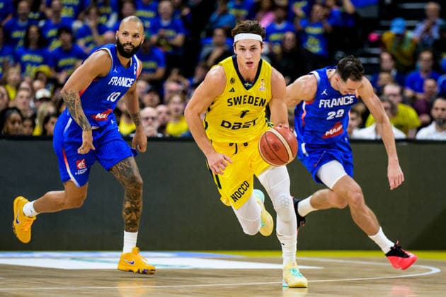 August 30, 2026: Pelle Larsson of Sweden during the FIBA World Cup Qualifier basketball game between Sweden and France on August 30, 2026 in Stockholm. Photo by Joel Marklund, BILDBYRAN. Code: JM JM0848 bbeng basketball FIBA World Cup Qualifiers Sweden France  Copyright: JOELxMARKLUND BB260830JM060