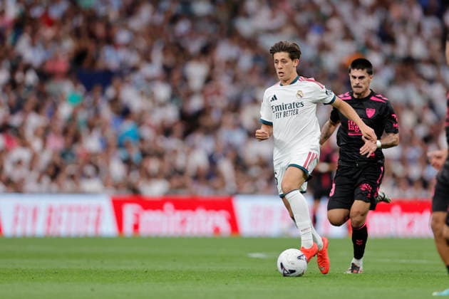 Arda Güler of Real Madrid CF in action during the LaLiga EA Sports match between Real Madrid CF and Málaga CF at Estadio Santiago Bernabéu on August 30, 2026, in Madrid, Spain. Photo by Manu Reino, DeFodi Images