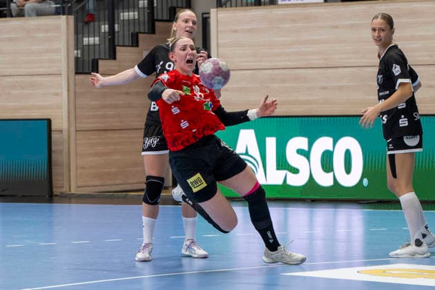 Women s Handball Bundesliga, 2026–2027 Season: SV Union Halle Neustadt vs. TuS Metzingen, Halle, Germany, August 30, 2026. Pictured: Tina Wagenlader of Halle with the ball, Halle an der Saale, SWH Arena, Saxony-Anhalt, Germany