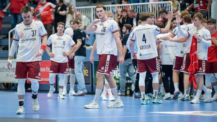 Essen TuSEM Essen HSG Nordhorn Lingen ** FOR EDITORIAL USE ONLY ** EDITORIAL USE ONLY ** p Max Neuhaus, 37, and Tom Wolf, 26, after the game between TuSEM Essen (white) and HSG Nordhorn Lingen (black) on Sunday, August 30, 2026, at the Sporthalle am Hallo in Essen-Stoppenberg, Germany, North Rhine-Westphalia (NRW), Essen. Copyright UwexErnst Copyright: UwexErnst doc87dxteuwtli11togtse9 ,EDITORIAL USE ONLY Copyright: UwexErnst