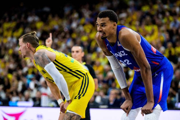 August 30, 260830: Viktor Gaddefors of Sweden and Victor Wembanyama of France during the FIBA World Cup Qualifier basketball game between Sweden and France on August 30, 2026 in Stockholm. Photo by Joel Marklund, BILDBYRAN. Code: JM JM0848 bbeng basketball FIBA World Cup Qualifiers Sweden France  Copyright: JOELxMARKLUND BB260830JM085