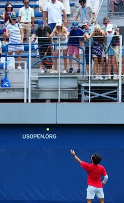 Carlos Alcaraz throws signed ball to fans after practice 2026 US Open, Day One, USTA Billie Jean King National Tennis Center, New York, USA - 30 Aug 2026New York USTA Billie Jean King National T New York (NY) United States of America EDITORIAL USE ONLY No use with unauthorised audio, video, data, fixture lists, club league logos or live services. Online in-match use limited to 120 images, no video emulation. No use in betting, games or single club league player publications.  Copyright: xJavierxGarcia Shutterstockx 17124546r
