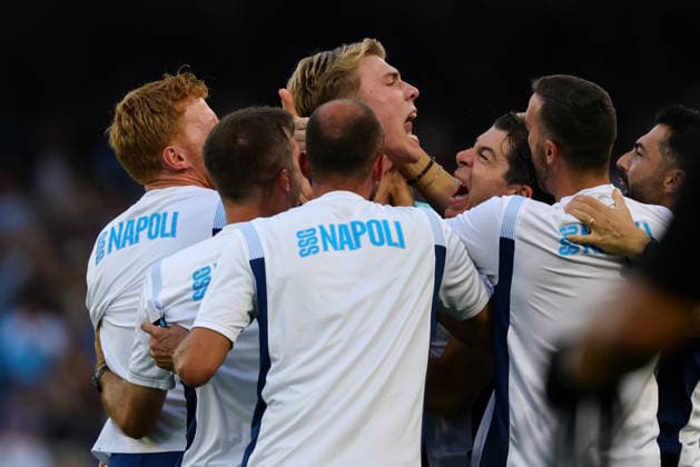 Napoli™s Rasmus Hojlund celebrates after scoring goal 1-1 during the Serie A soccer match between Napoli and Como at the Diego Armando Maradona Stadium in Naples, southern italy - Sunday , August 30, 2026. - Soccer .  Copyright: xAlessandroxGarofalo LaPressex