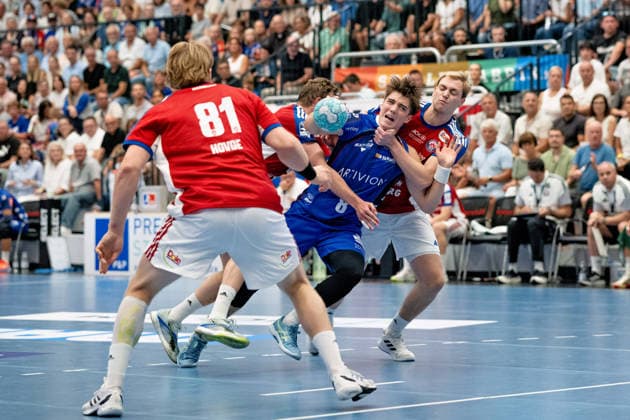 Magnus Grupe, HBW Balingen Weilstetten, 8 saves on shots by Einar Olafsson, Handball Club Hamburg, 23 saves, HBW Balingen Weilstetten vs. Handball Club Hamburg, GER, Opel 1 Handball Bundesliga, Championship, Matchday 1, 2026–2027 season, August 30, 2026, Eibner Press Photo by Andreas Ulmer: BW Balingen Weilstetten vs. Handball Club Hamburg, GER, Opel 1 Handball Bundesliga, Championship, Matchday 1, 2026–2027 Season, August 30, 2026, Balingen Copyright: xEibner-Pressefoto AndreasxUlmerx EP_AUR