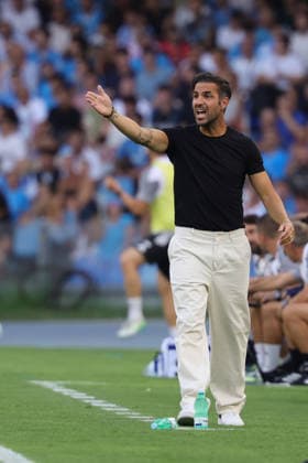Como™s head coach Cesc FÃ bregas during the Serie A soccer match between Napoli and Como at the Diego Armando Maradona Stadium in Naples, southern italy - Sunday , August 30, 2026. - Soccer .  Copyright: xAlessandroxGarofalo LaPressex