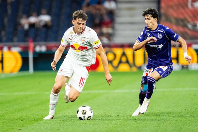 SOCCER - BL, RBS vs A.Wien SALZBURG,AUSTRIA,30.AUG.26 - SOCCER - ADMIRAL Bundesliga, Red Bull Salzburg vs FK Austria Wien. Image shows Bartosz Mazurek (RBS) and Sanel Saljic (A.Wien).  GEPAxpictures xJulioxArellano