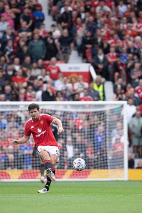 MANCHESTER, ENGLAND, AUG 30: Harry Maguire of Manchester United, ManU passes the ball during a Premier League 2026 27 football match between Manchester United and Ipswich Town at Old Trafford in Manchester, England (photo by Richard Callis Sports Press Photo) Copyright: xRichardxCallis SportsxPressxPhotox Sportspressphoto_SPR219955